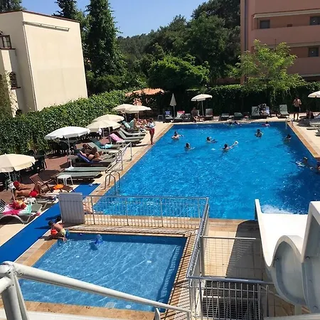 Hotel Monna Roza Kemer