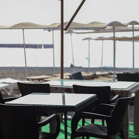 Monna Roza Hotel 4*